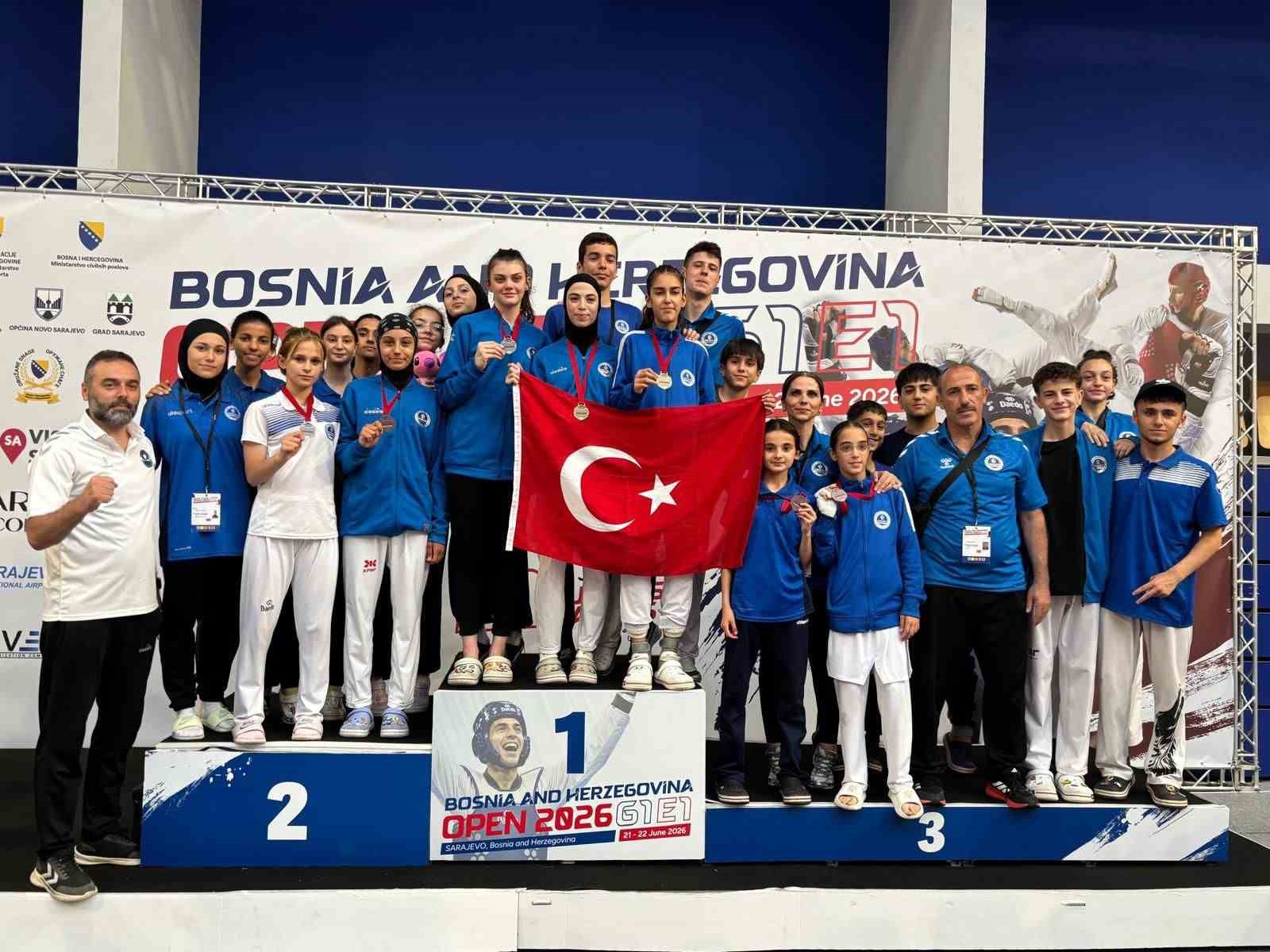 Kağıtspor sporcuları kürsüye ambargo koydu