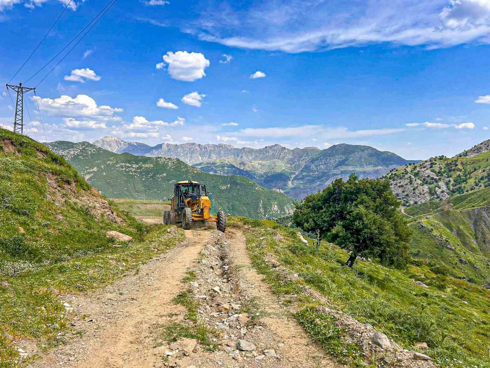 Kozluk’ta üreticiye yol müjdesi