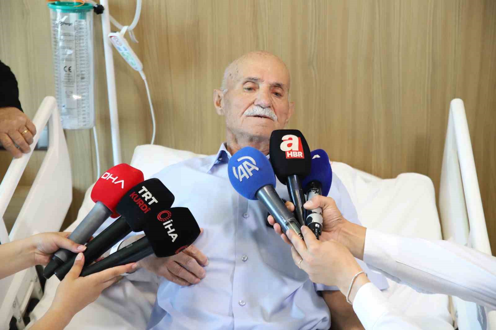 Karaciğerinde 13 santimetrelik tümör bulunan hasta 10 saatlik ameliyatla sağlığına kavuştu