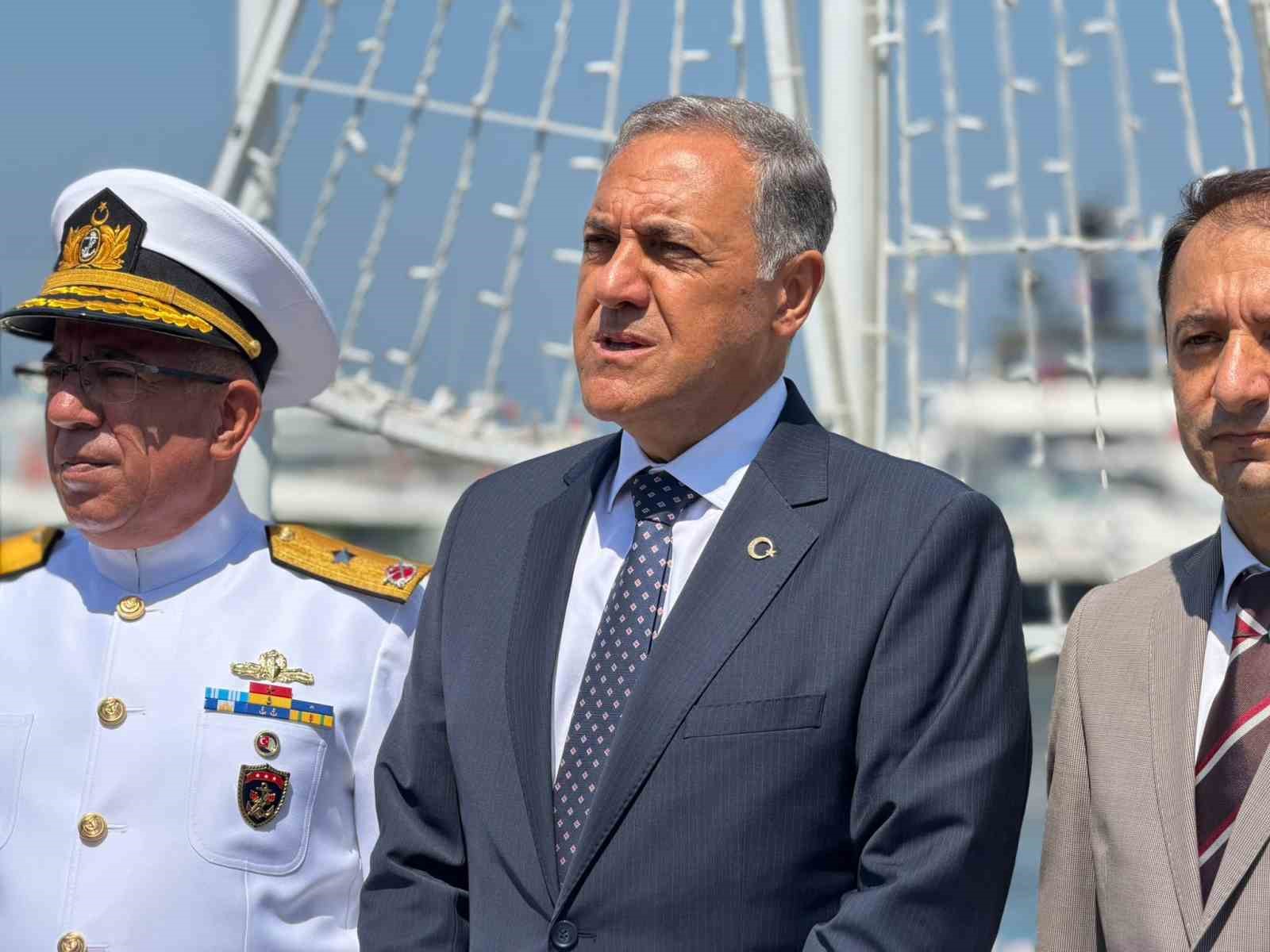 Yalova’da Denizcilik ve Kabotaj Bayramı kutlandı