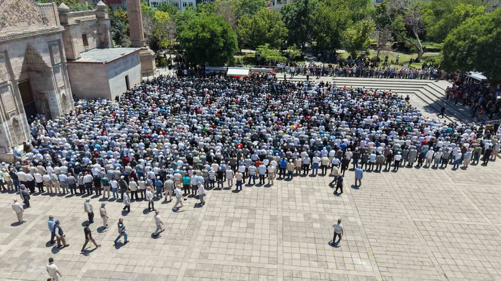 Aksaraylı şehit törenle son yolculuğuna uğurlandı