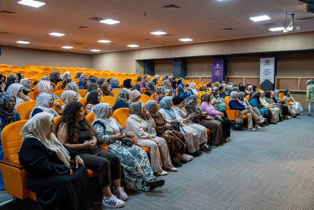Tekstil eğitimini tamamlayan kadınlara belgeleri verildi
