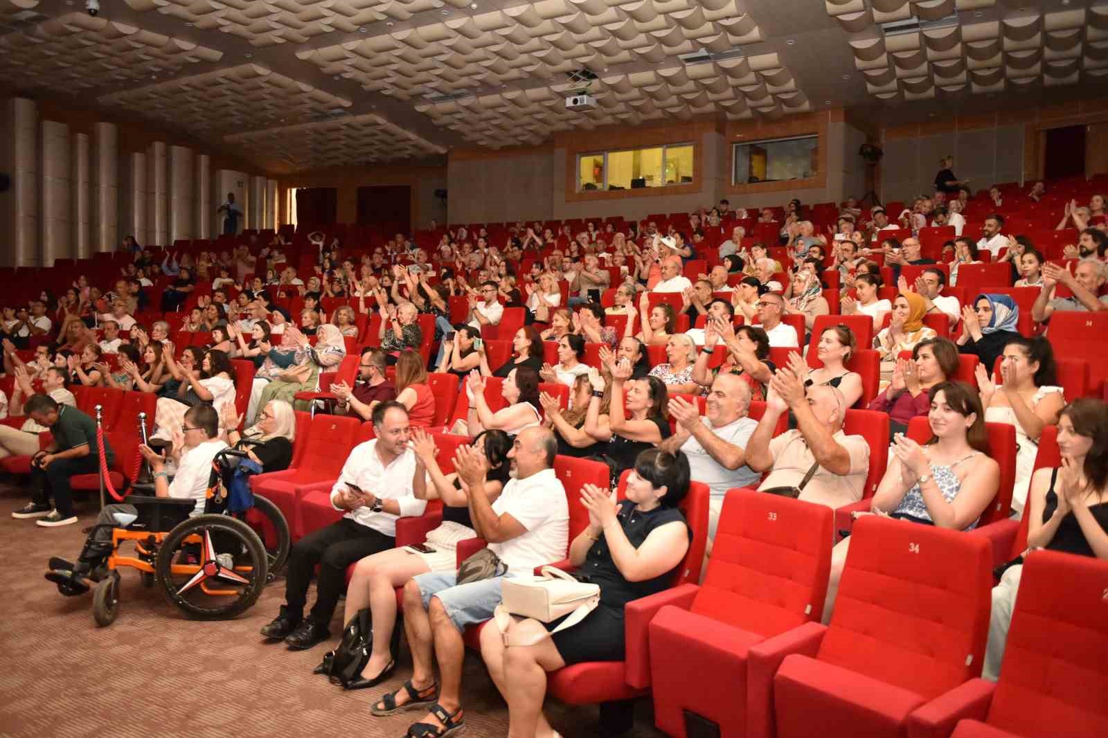 Kepez’de Türk Sanat Müziği rüzgârı esti