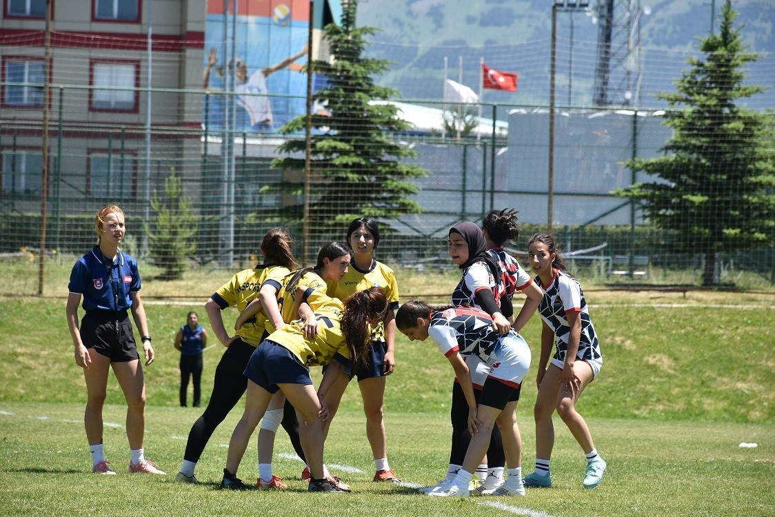 Erzurum Analig Ragbi müsabakalarına ev sahipliği yapıyor
