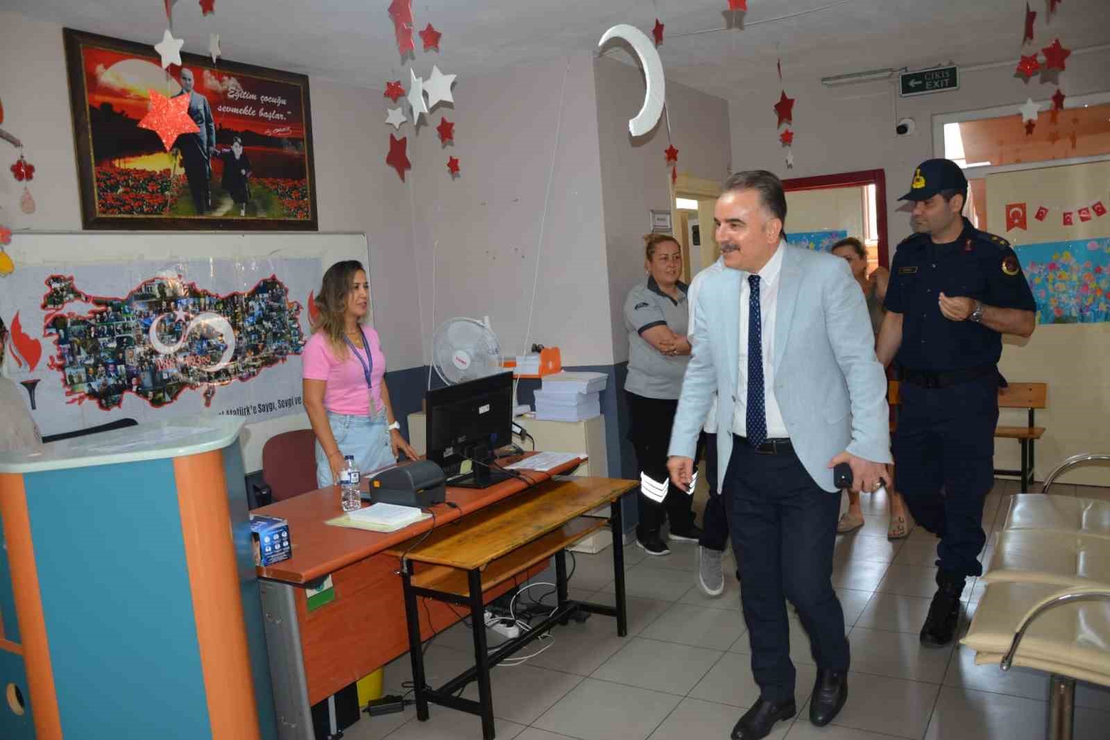 Edremit Devlet Hastanesi Altınoluk Semt Polikliniği hizmete açıldı