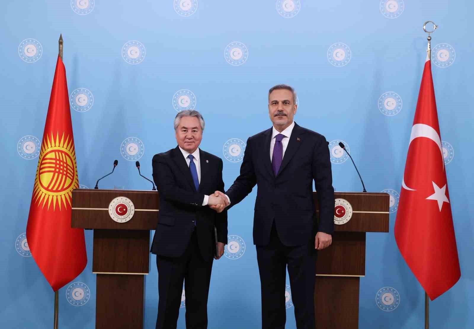 Bakan Fidan: "AB üyeleri ile ikili ilişkilerimiz gerçekten biri ikisi dışında fevkalade iyi"