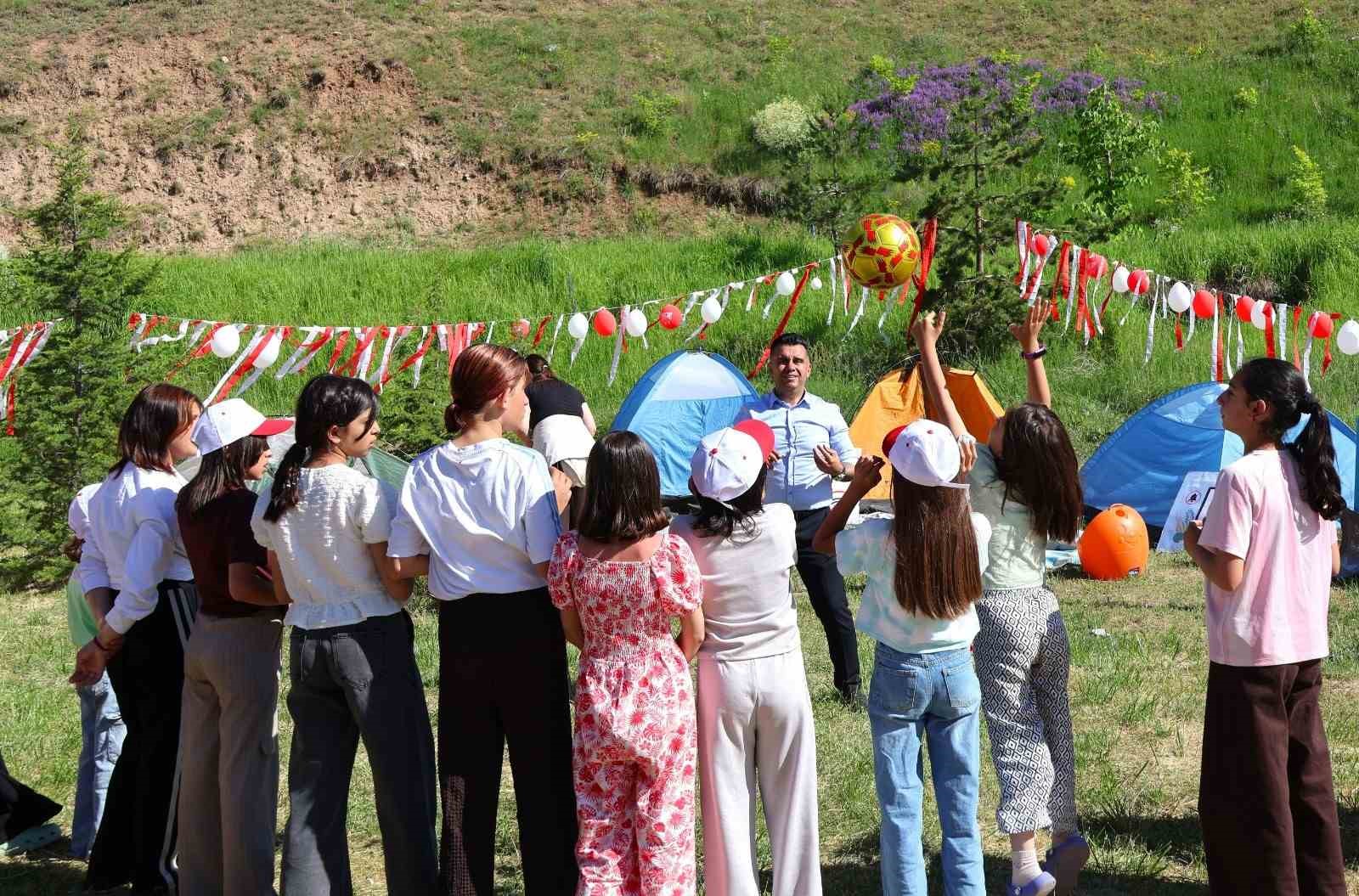 Erzurum’da çocuklar ve gençler için dijital detoks kampı düzenlendi