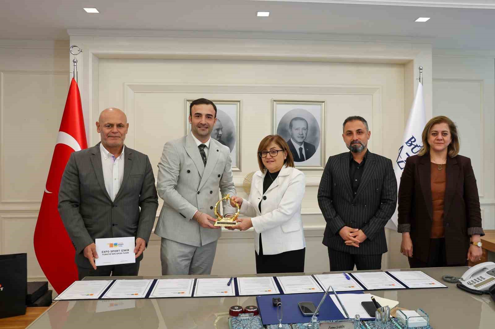Gaziantep Büyükşehir Belediyesi öncülüğünde Gazi şehir, ExpoSport 2027 Spor Fuarı’na hazırlanıyor
