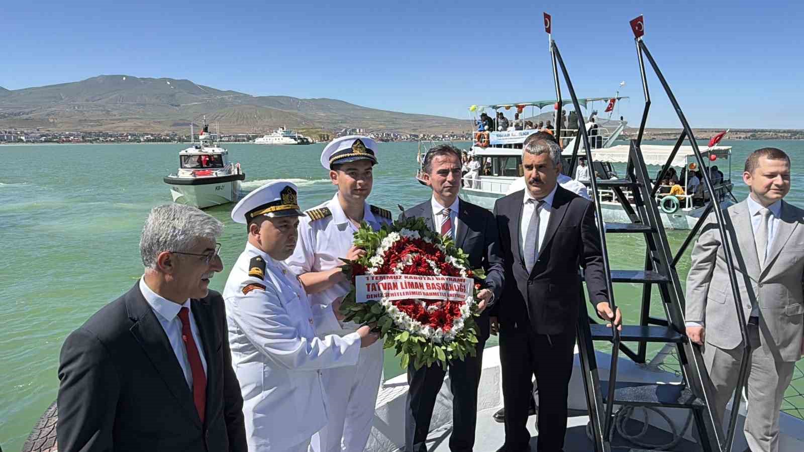 Tatvan’da Kabotaj Bayramı’nın 100. yılı kutlandı