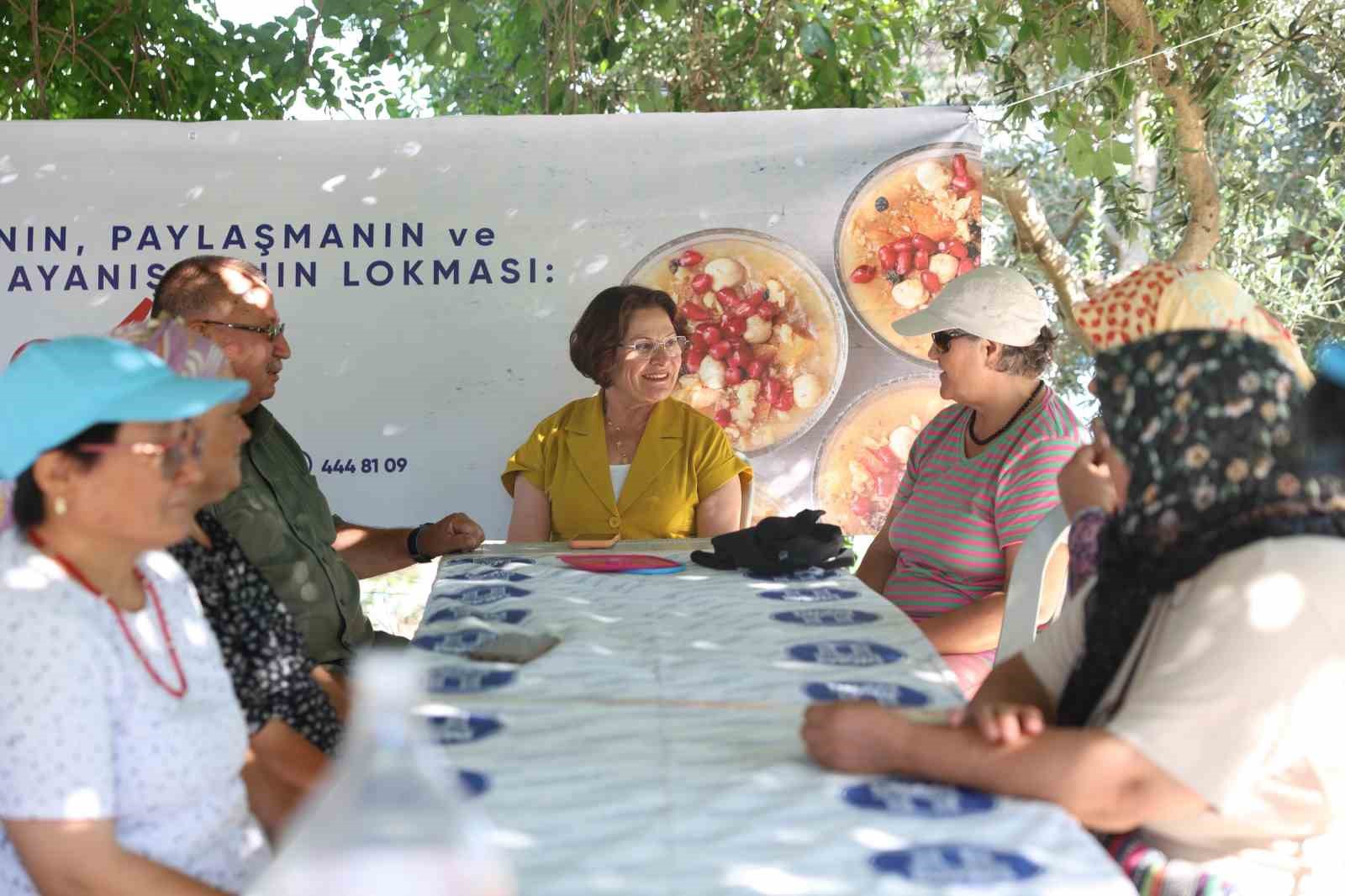 Başkan Gençay’dan 8 bin kişilik aşure ikramı