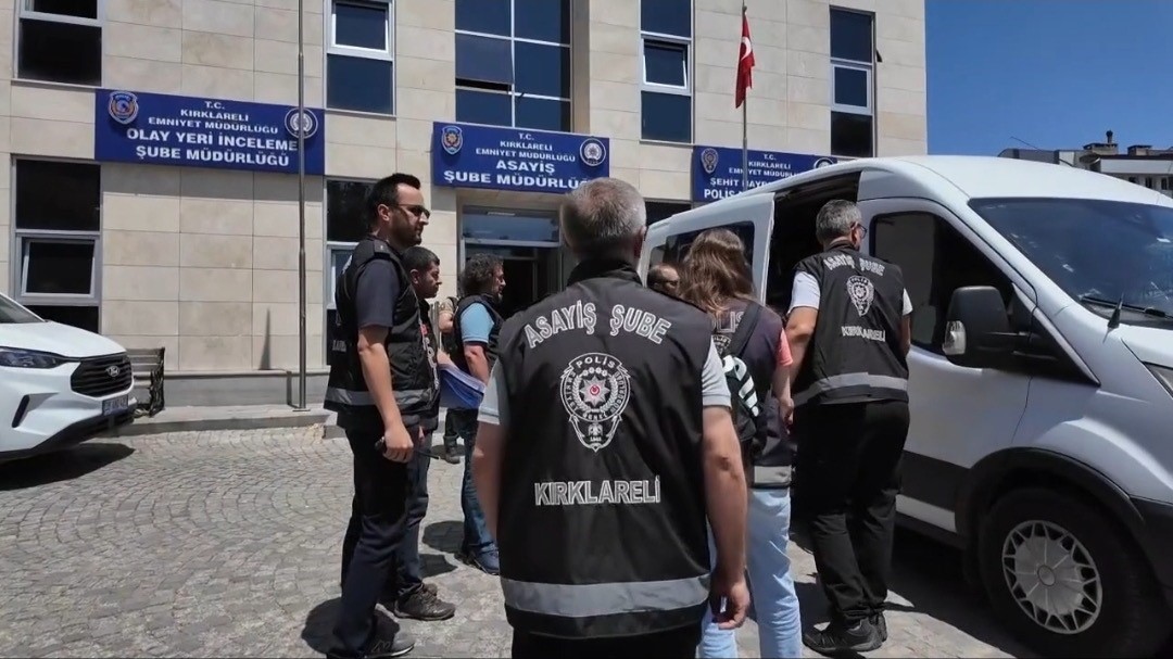 Araçların şase numaralarını değiştirip piyasaya süren örgüte operasyon: 42 gözaltı