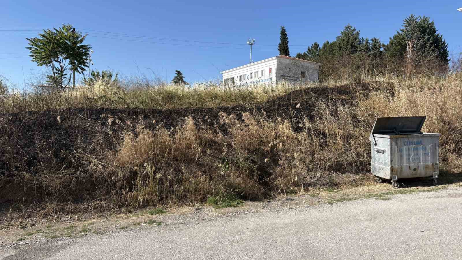 Çorum’da otluk alanda çıkan yangın söndürüldü