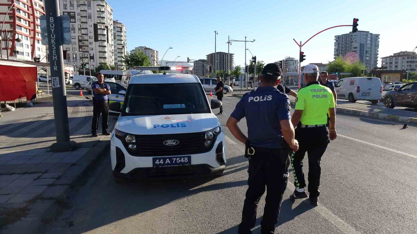Malatya’da otomobilin çarptığı kadın hayatını kaybetti