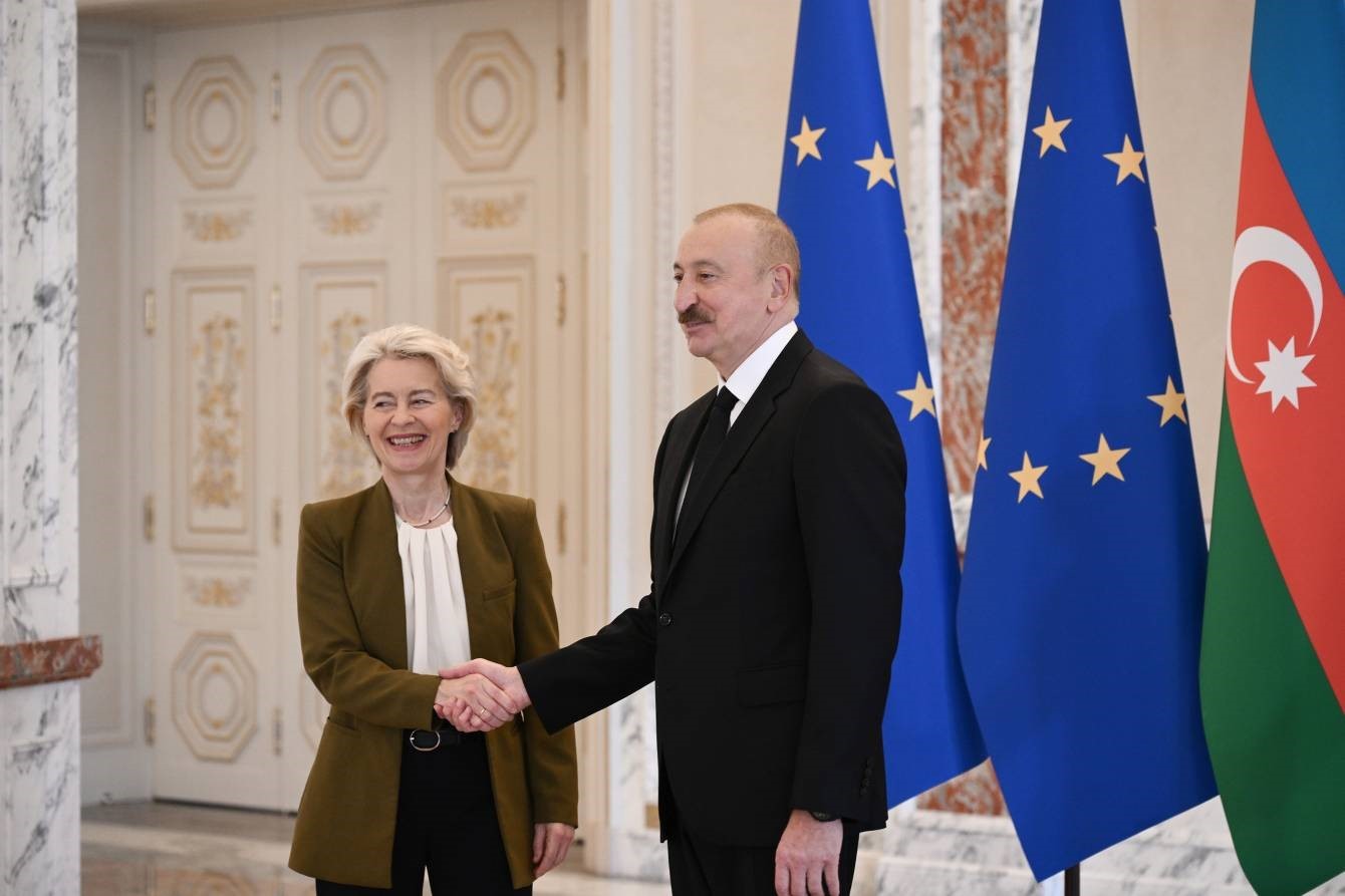 AB Komisyonu Başkanı Leyen: "Kafkasya’daki bağlantı projelerini desteklemek amacıyla 200 milyon euro hibe sağlayacağız"
