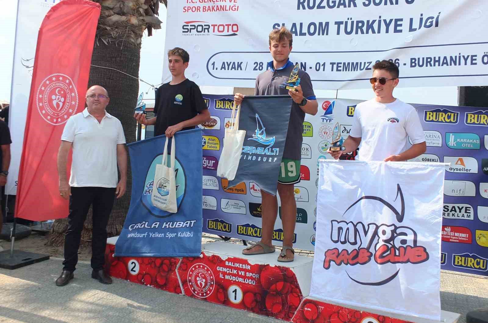 Balıkesir’de 4 günlük sörf heyecanı sona erdi