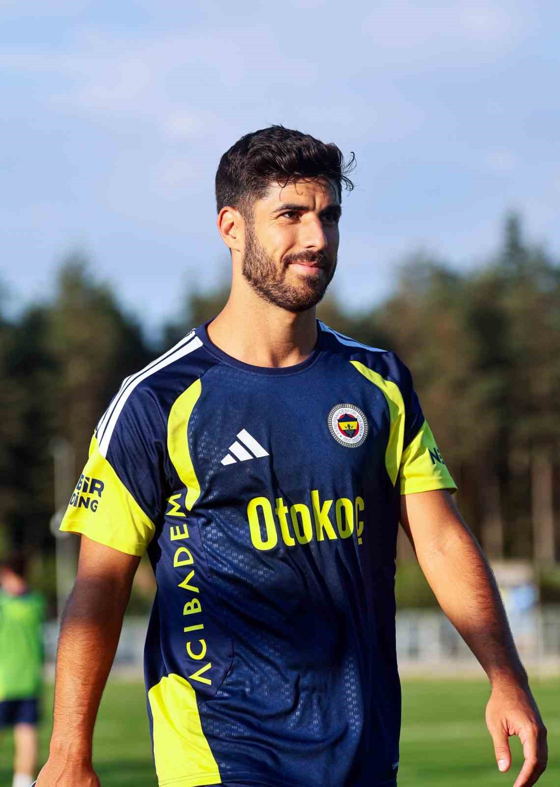 Fenerbahçe, önce salonda sonra sahada çalıştı