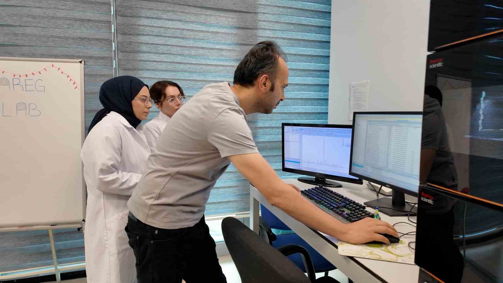 KBÜ’de akıllı kanser ilaçları için yerli analiz kiti geliştiriliyor