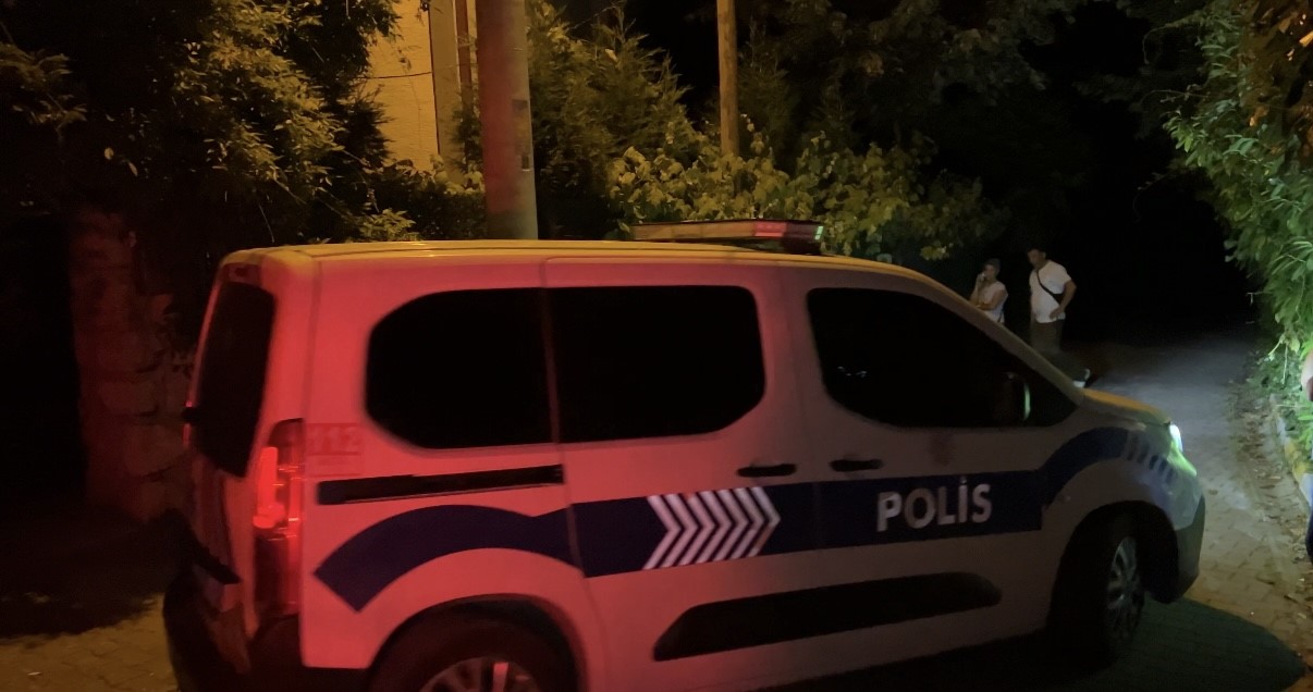 Misafir gittiği evi işgal ettiği öne sürülen Deniz Akkaya karakolluk oldu