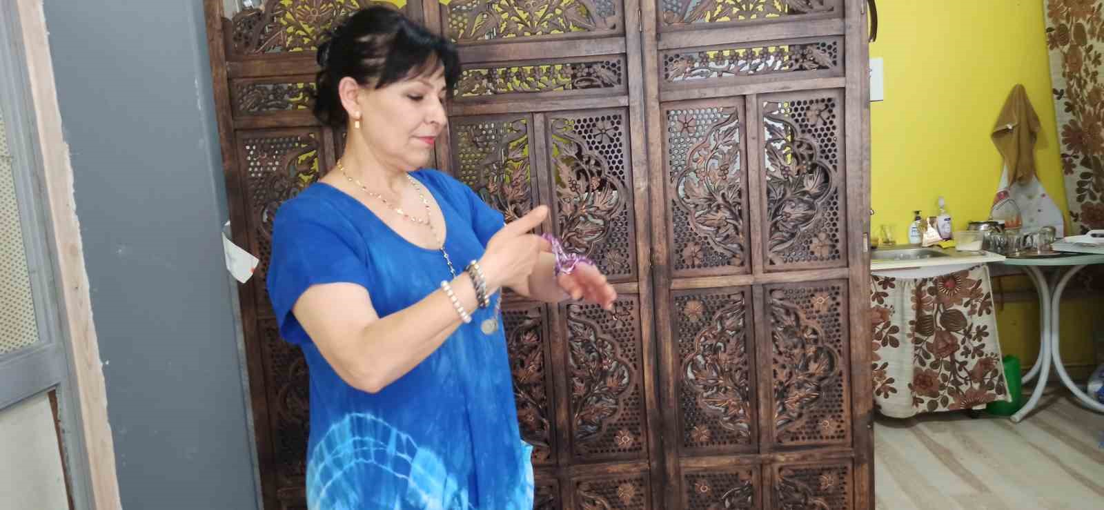Annesinden öğrendiği sanatı Devrekli kadınlara öğretip iş kapısı açtı