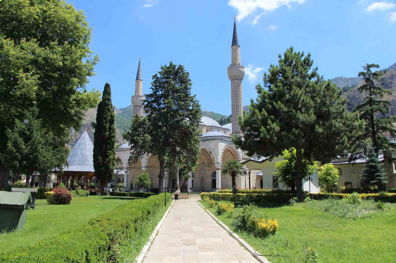 Dünyanın en büyük Hilye-i Şerif’i 3 yıldır Amasya’da sergileniyor