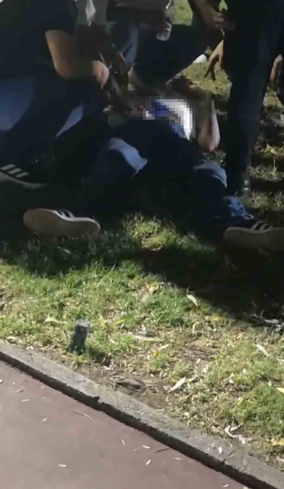 ‘Yan baktın’ kavgası kanlı bitti: 1 yaralı