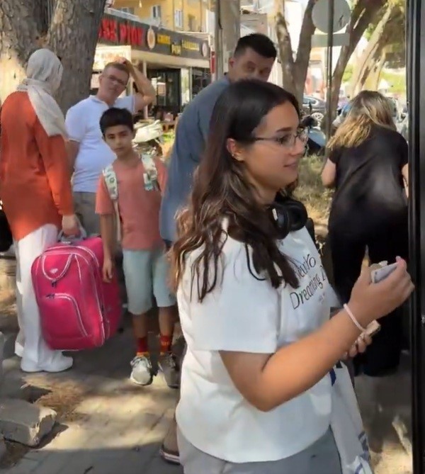 Aydınlı gençler ücretsiz gençlik kampı için Antalya yolcusu
