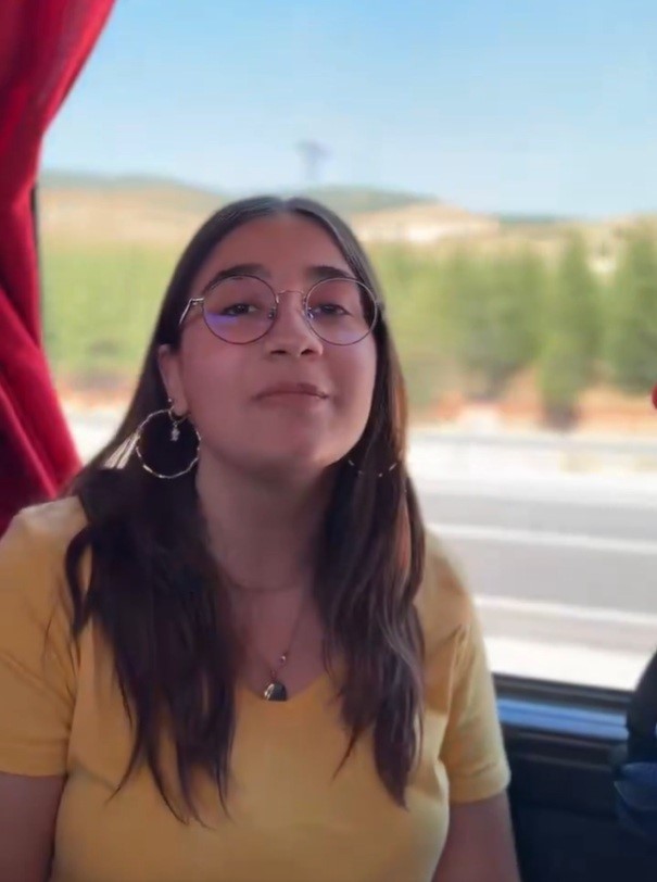 Aydınlı gençler ücretsiz gençlik kampı için Antalya yolcusu
