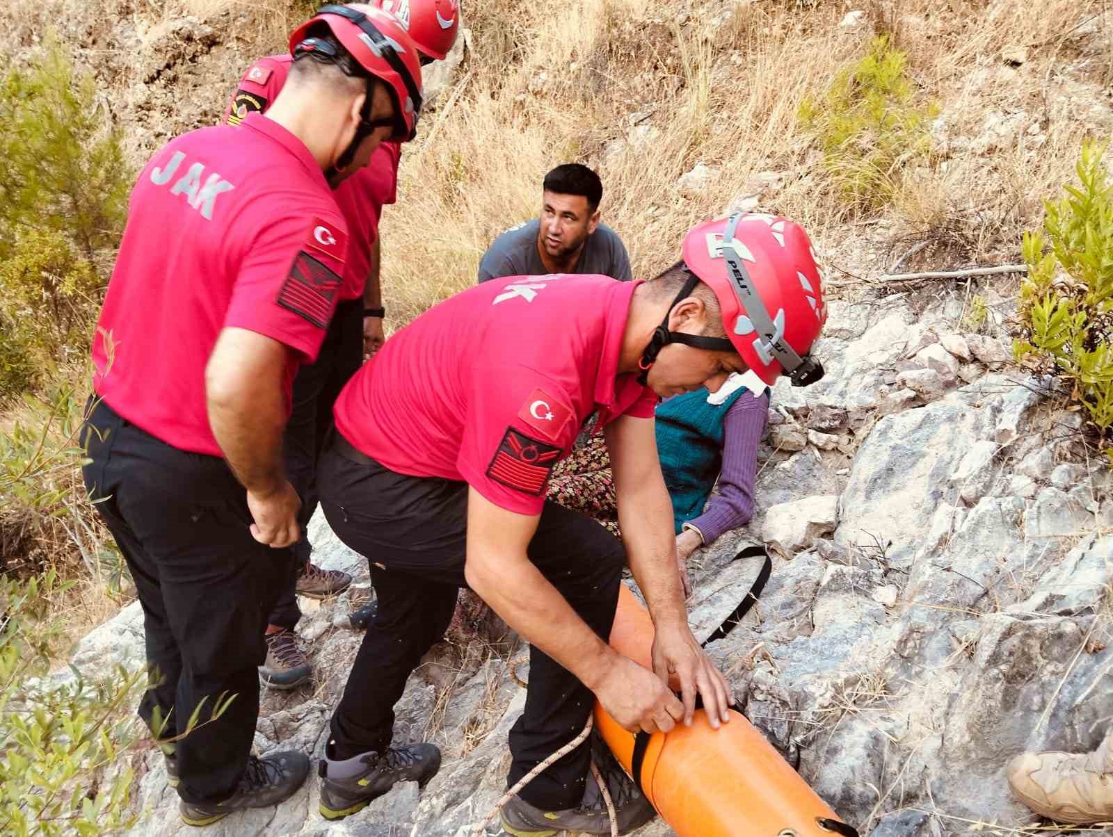 Alzaymır hastası kayıp kadın dere yatağında bulundu
