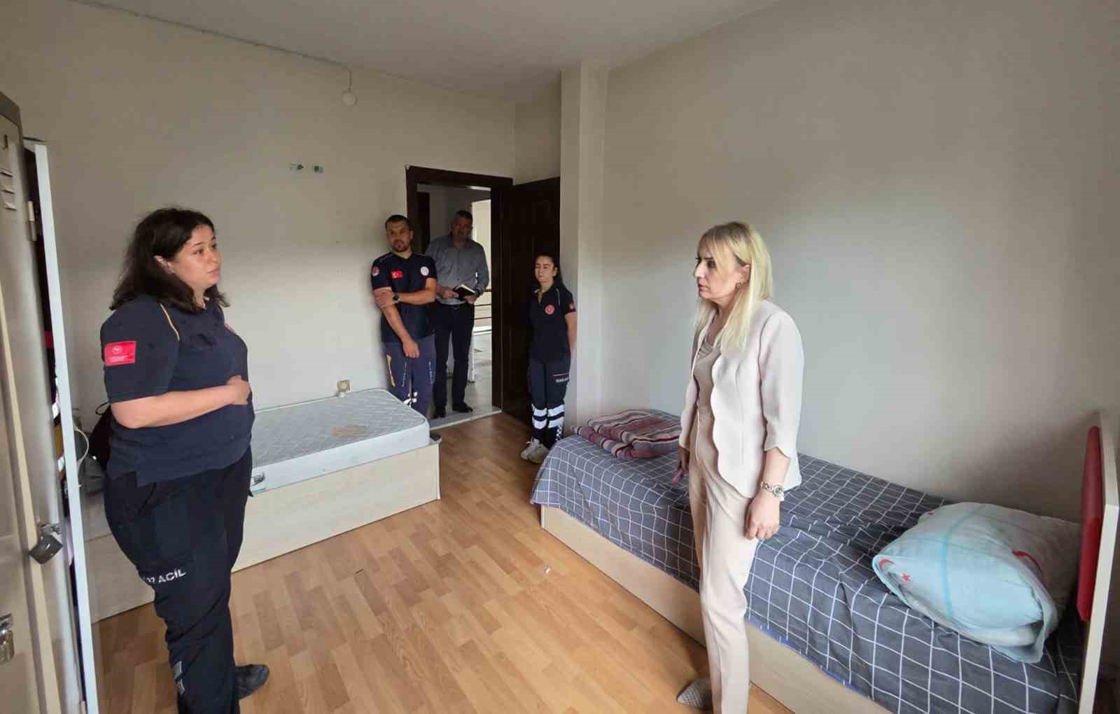 İl Sağlık Müdürü Başaran Akça, Kavaklıdere’deki sağlık tesislerinde incelemelerde bulundu