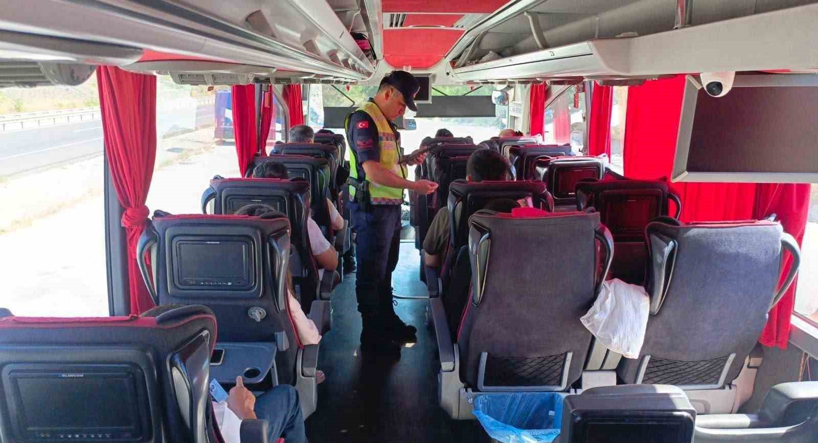 Bilecik’te jandarmadan geniş çaplı denetim: 38 bin 995 TL ceza uygulandı