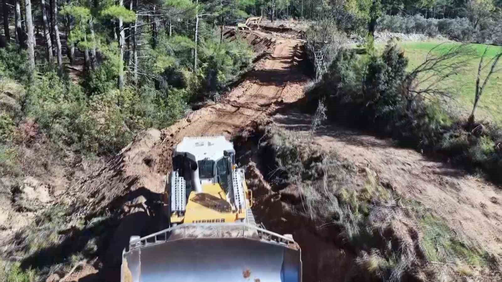 Muğla ve Aydın’da Orman yangın şerit yolu uzunluğu 2 bin kilometreye çıkıyor
