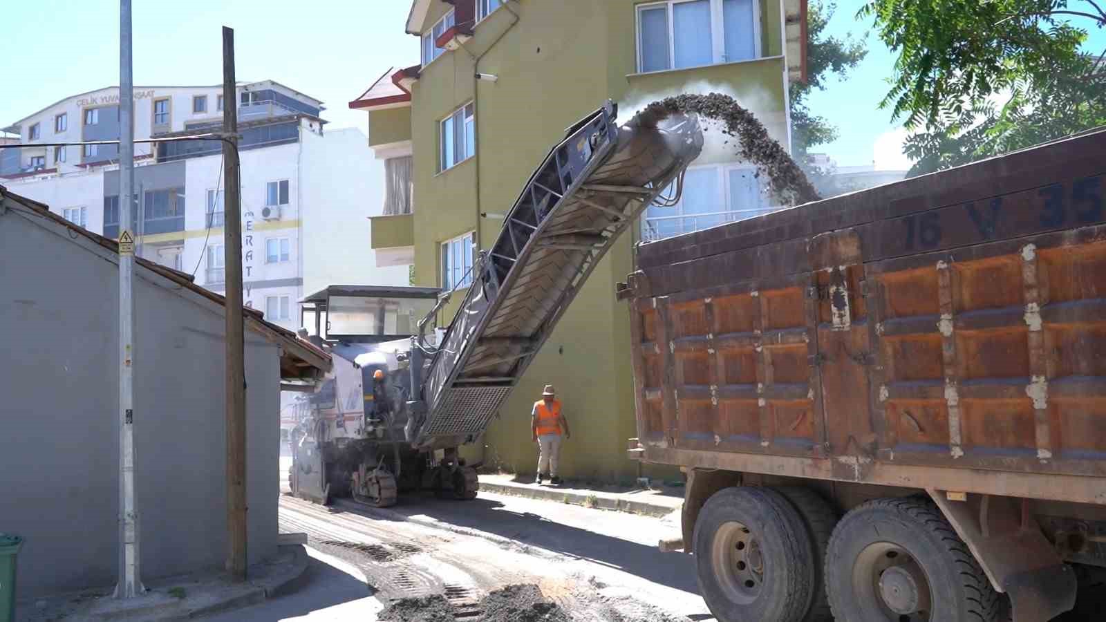 Kestel Belediyesi, ilçe genelinde 20 bin ton asfalt serimiyle