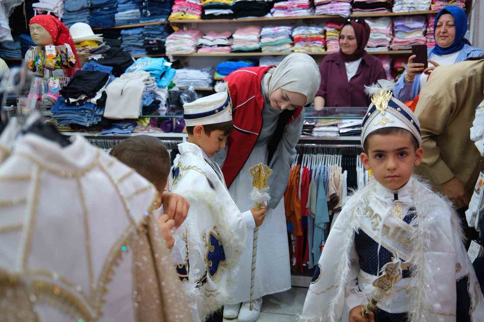 Vakıflar Genel Müdürlüğü Geleneksel Sünnet Şölenleri başladı
