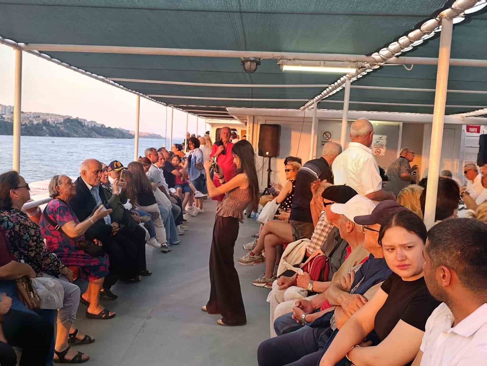 Tekirdağ’da Şehit Aileleri ve Gaziler için mehtap turu düzenlendi
