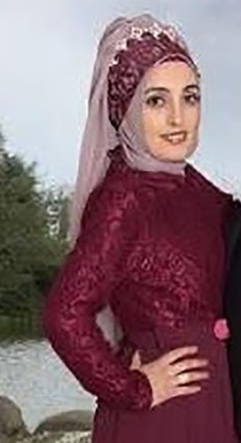 Otomobilin çarptığı kadın hayatını kaybetti