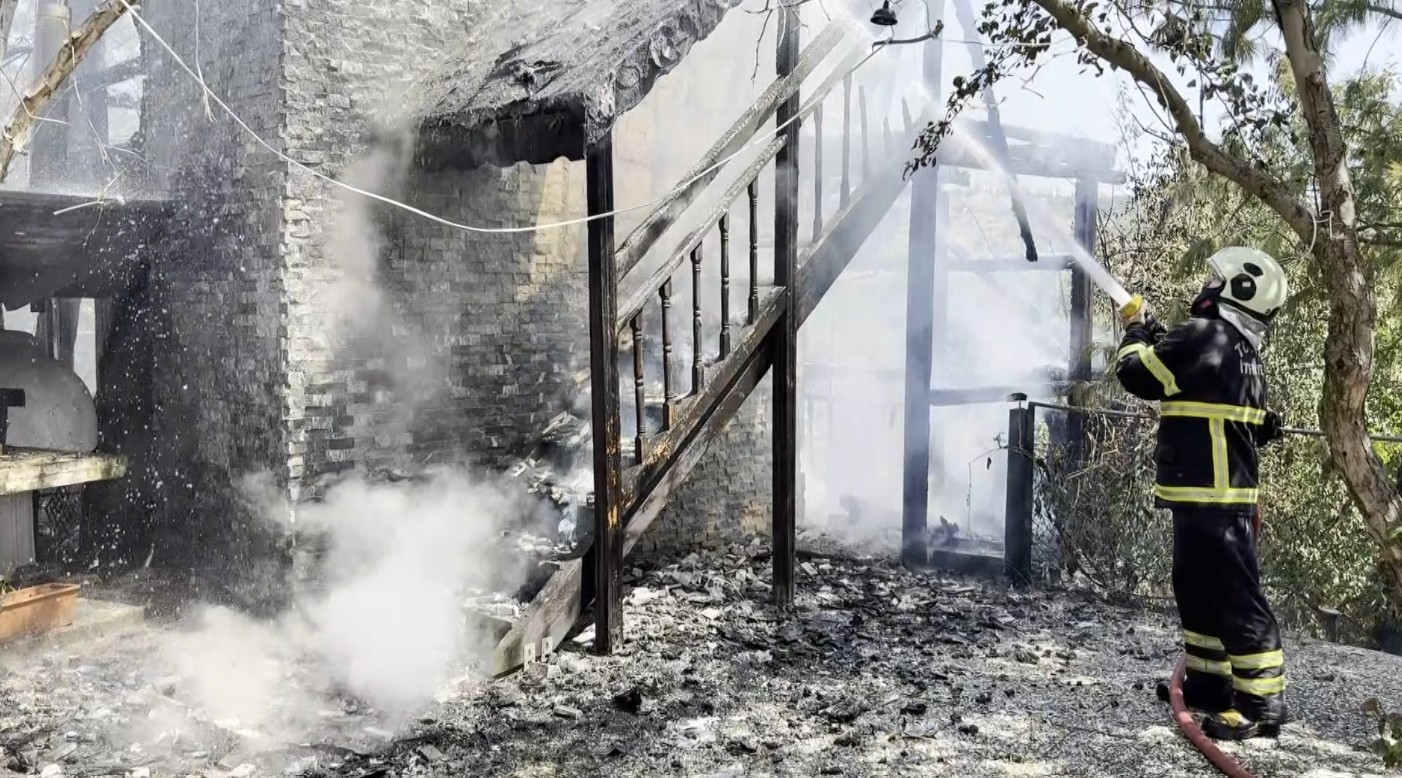 Kastamonu’da tesiste çıkan yangın ormana sıçramadan söndürüldü