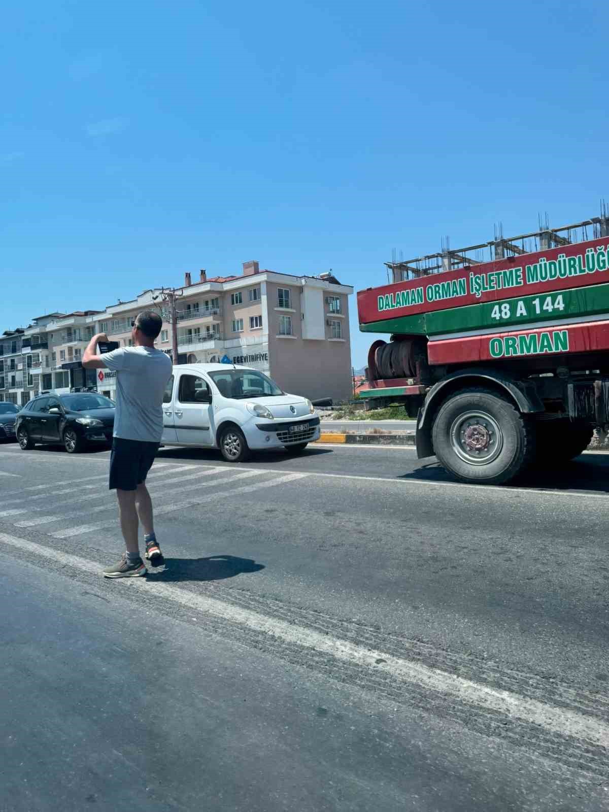 Ortaca’da zincirleme trafik kazası