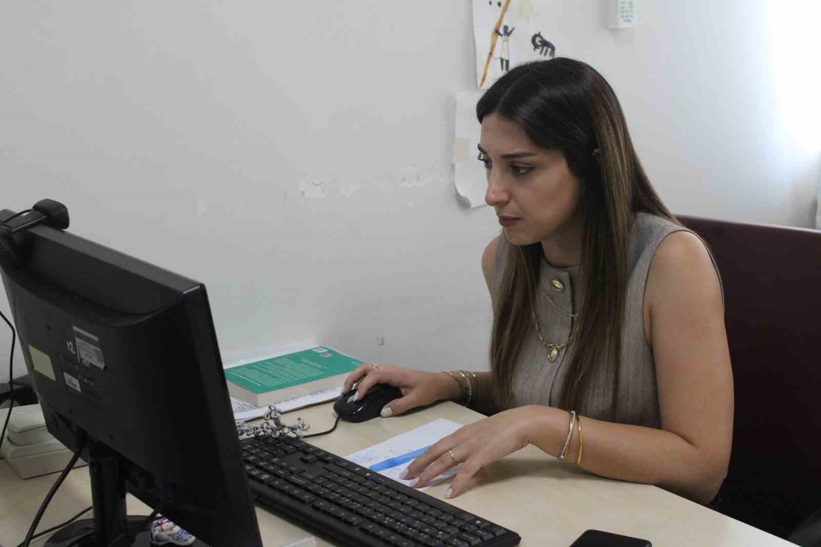 Hastaneye gidemeyen hastaların evine doktor gidiyor