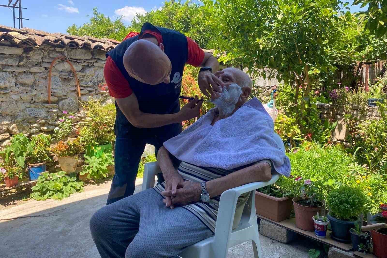 Efeler Belediyesi’nin evde bakım hizmetlerine talep artıyor