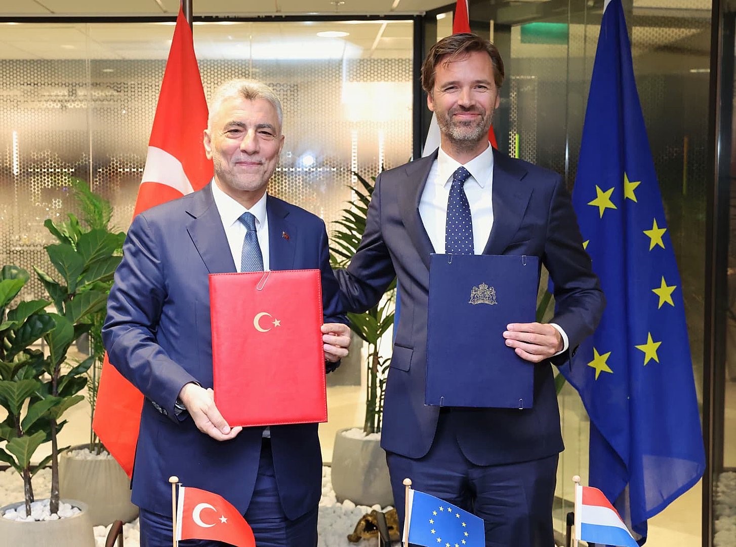 Bakan Bolat,  Türkiye-Hollanda 6. Dönem JETCO Toplantısı’na katıldı