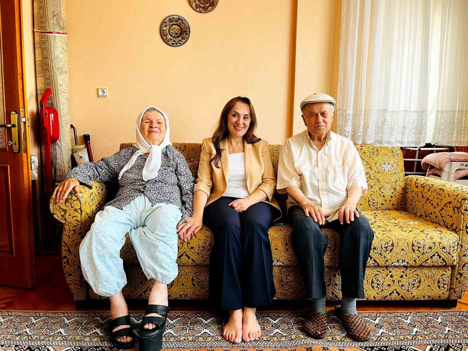 Denizli’de evde sağlık hizmetinden faydalanan hastalar ziyaret edildi