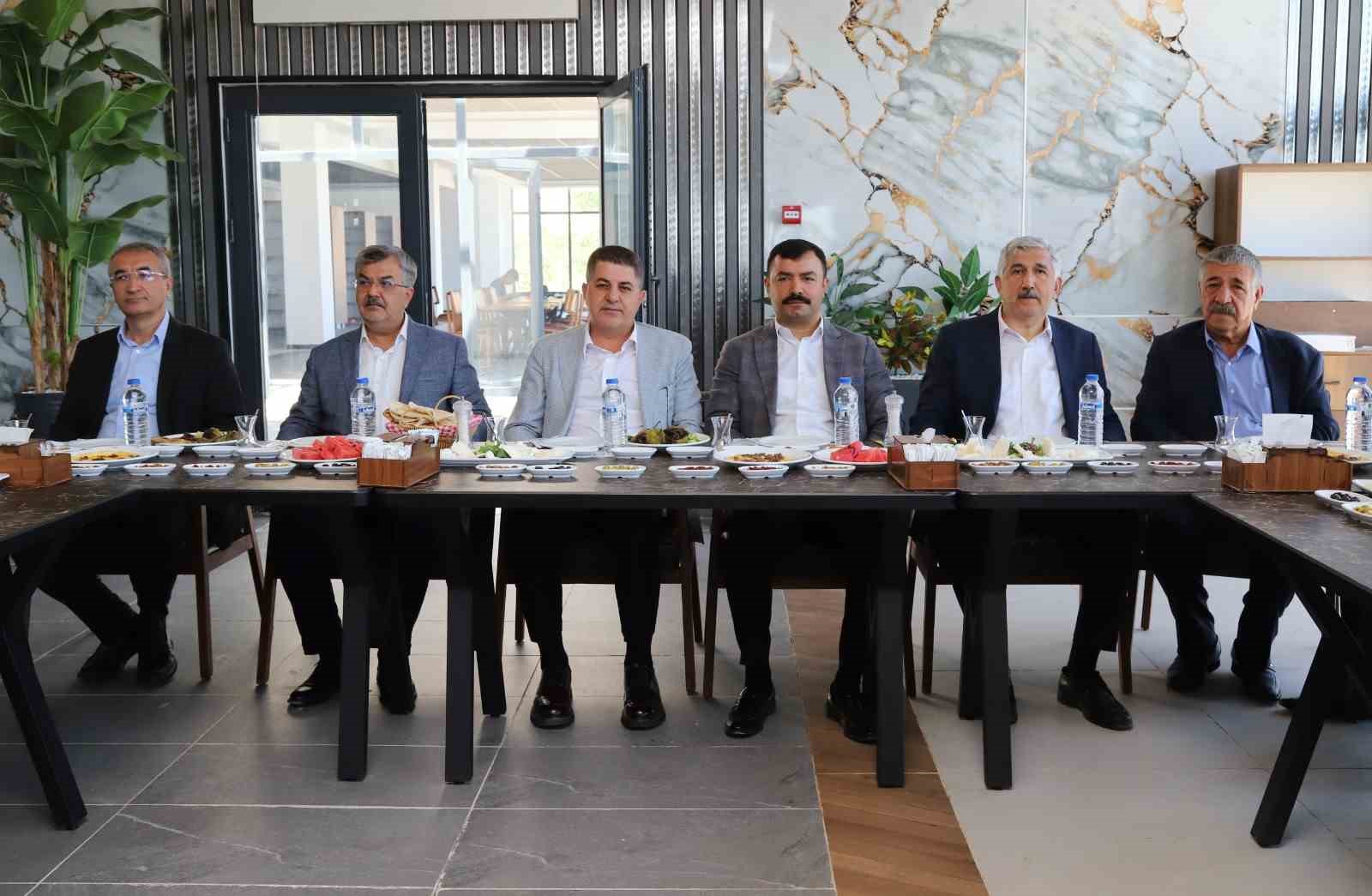 Kahta Millet Bahçesi ilçenin sosyal yaşamına değer katıyor