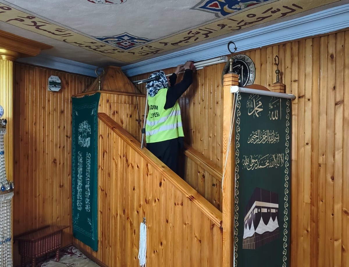 İlkadım’ın ibadethanelerinde hijyen için yoğun mesai