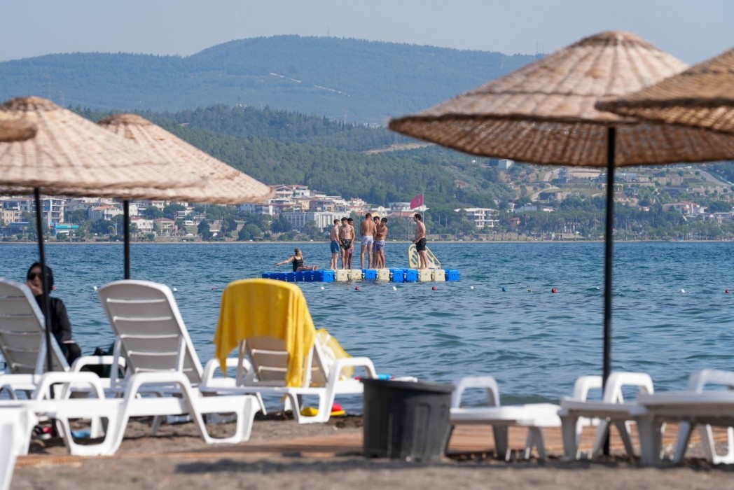 Aliağa’da Mavi Bayraklı plaj sayısı 3’e yükseldi