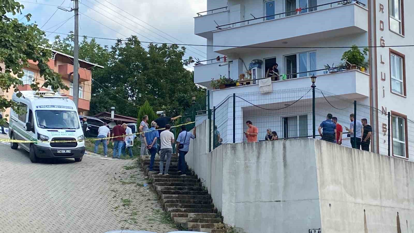 Eşini öldürüp oğlunu yaralayan sanığa ağırlaştırılmış müebbet ve 29 yıl hapis