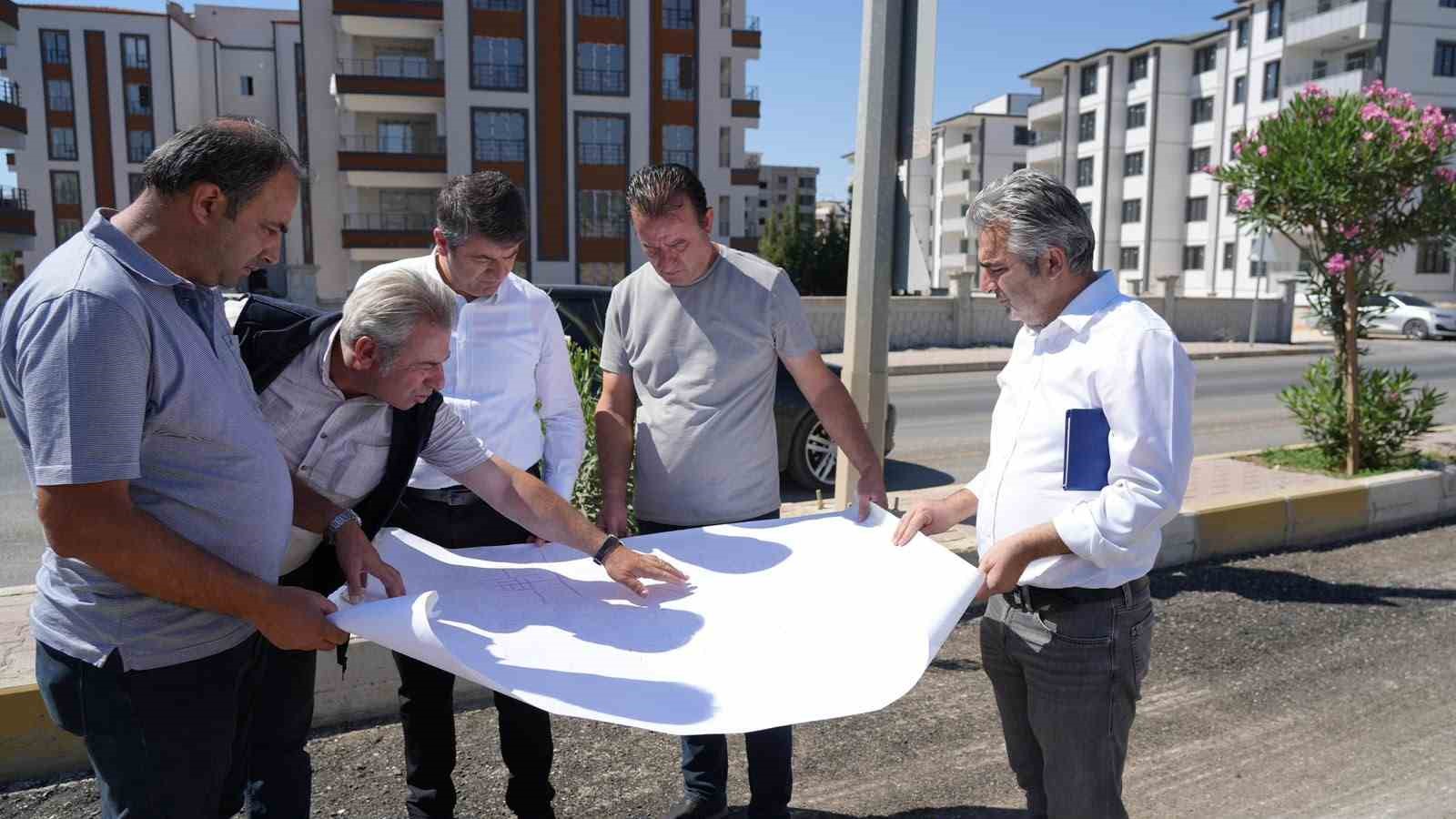 Üçüncü çevre yolunda asfalt çalışması yapılıyor