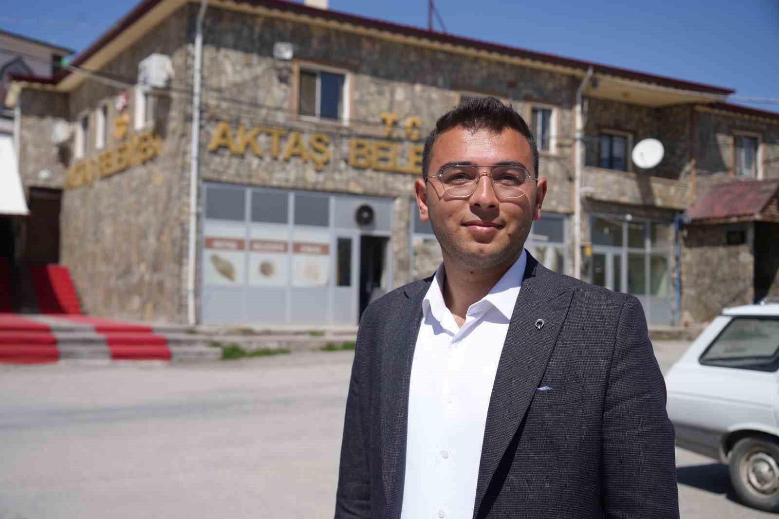 İki belde, sınır yüzünden karşı karşıya geldi