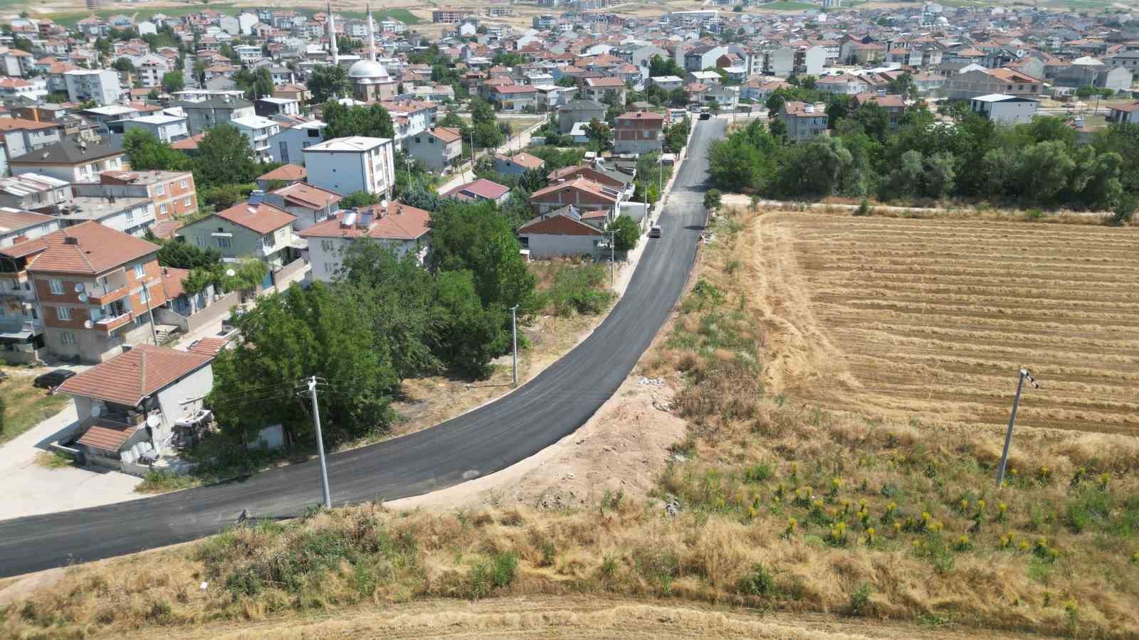 İnegöl’de Zambak Caddesi yenileniyor
