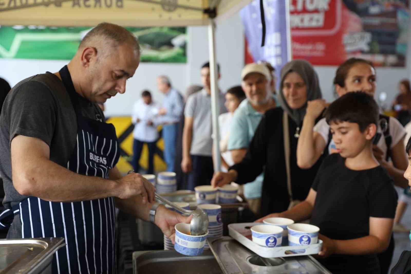 Aşure ikramları Gürsu’da devam etti