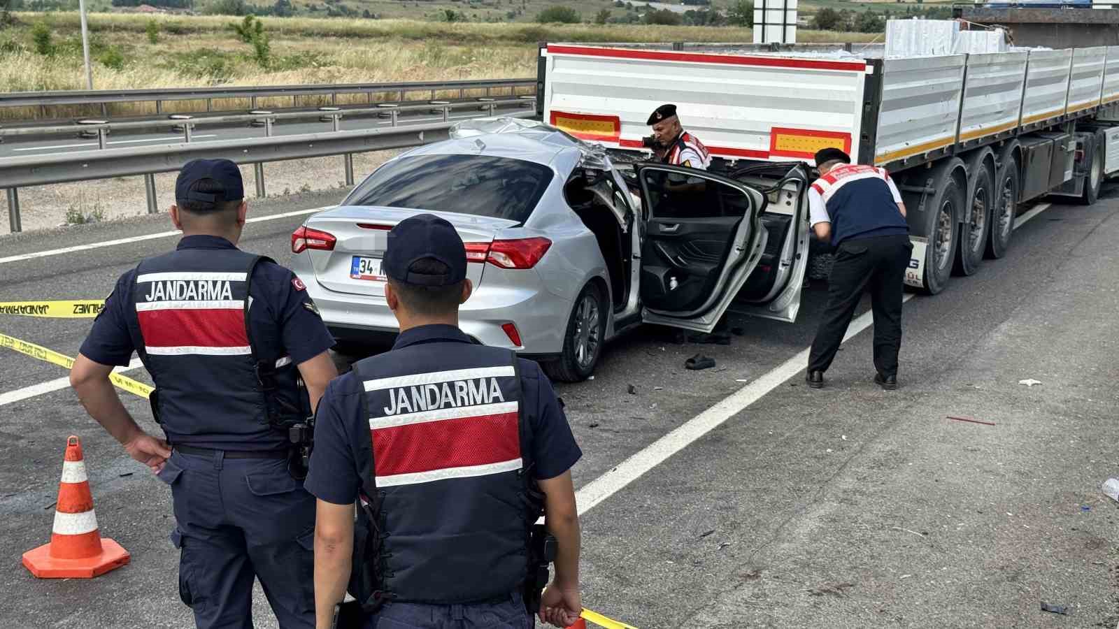 Kemikli Rampaları’nda feci kaza: 1 ölü, 8 yaralı